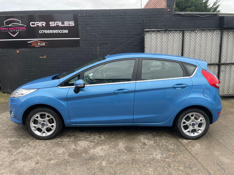 FORD FIESTA